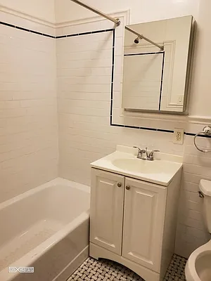 Rented by Citi Habitats | media 14