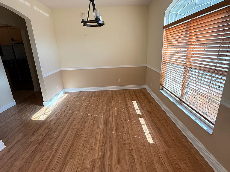 Flexible open space floor plan. Living room and formal dining room/bonus area