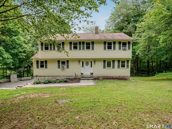 44 The Old Road, Newtown, CT 06470