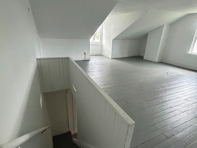 187 Allegheny Ave — Photo 13