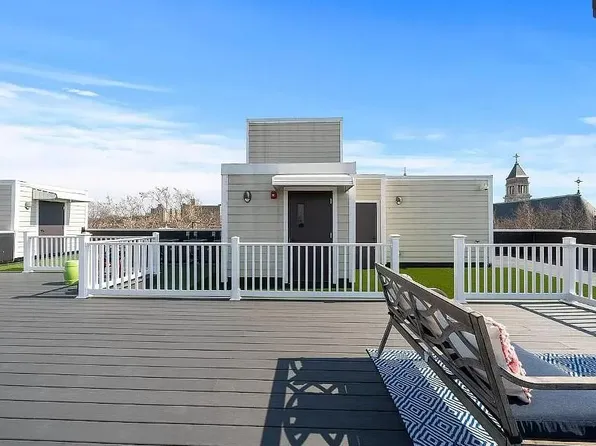 186 Kensington Avenue image 7 of 16