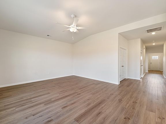 5th image of 410 Dodger Ave Lot 30