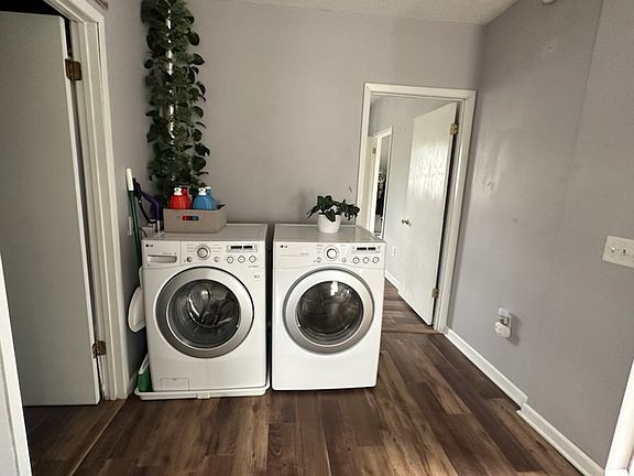 4th image of 605 N Market St