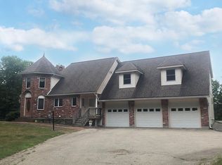 35 Chickering Rd, Spencer, MA 01562