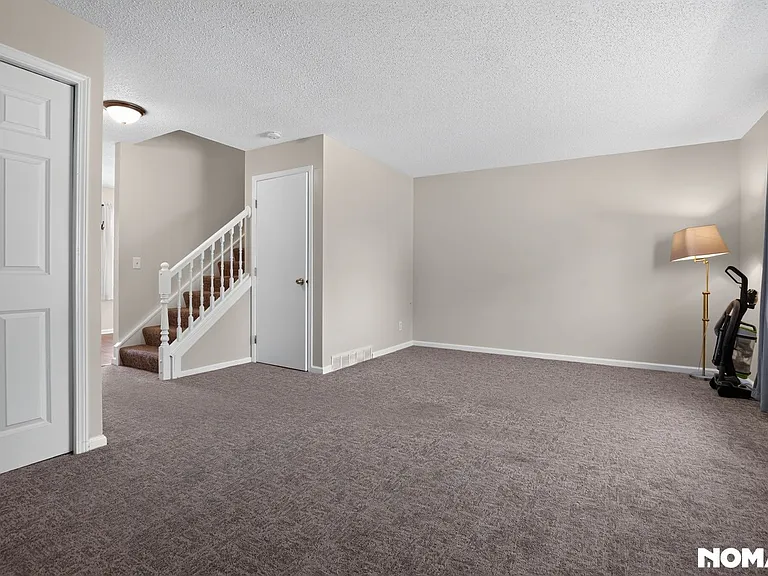 16112 Foliage Ave W — Photo 2
