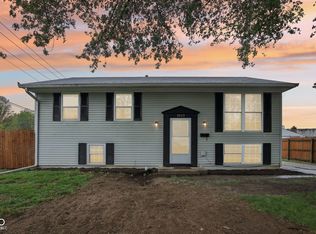 1023 Avalon Ln, Chesterfield, IN 46017