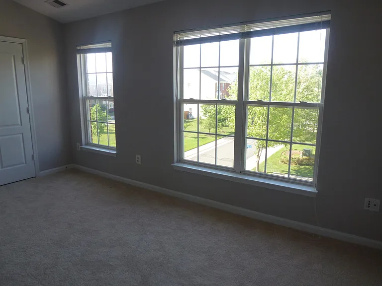 13125 Park Crescent Cir — Photo 13
