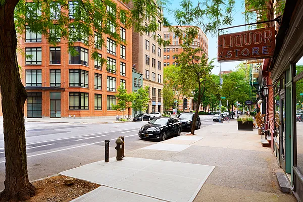 Rented by SP Realty | media 40