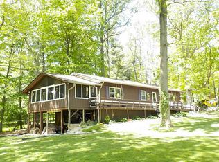 8608 S Providence Dr, Nineveh, IN 46164