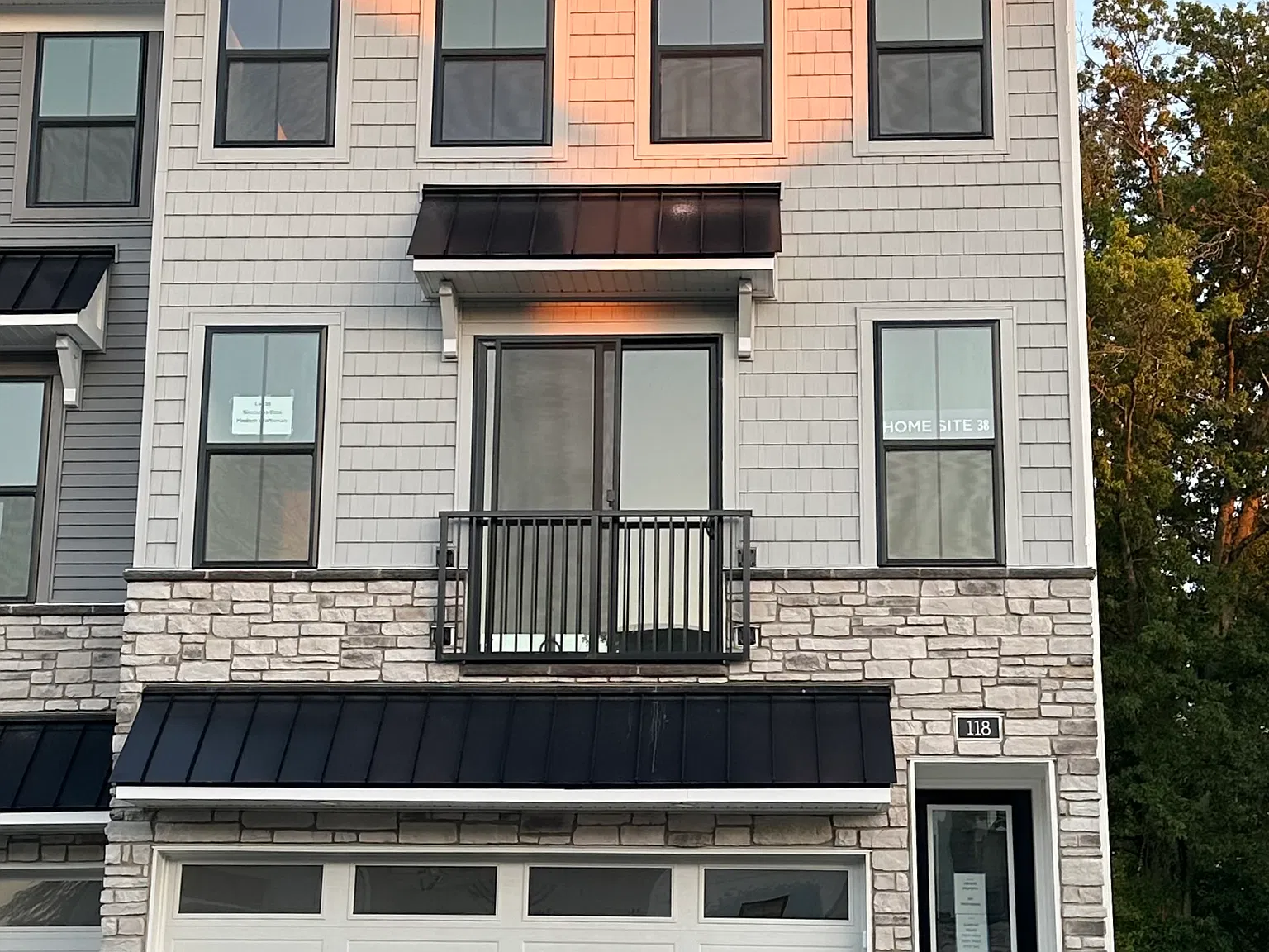 3 bed, 2212 sqft, $3,700 — Photo 1