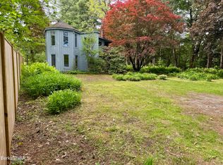 7 Church St, Stockbridge, MA 01262