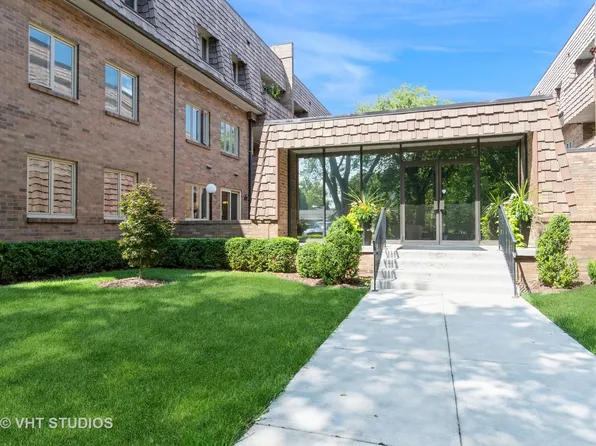 1730 W Galena Blvd APT 105W, Aurora, IL 60506