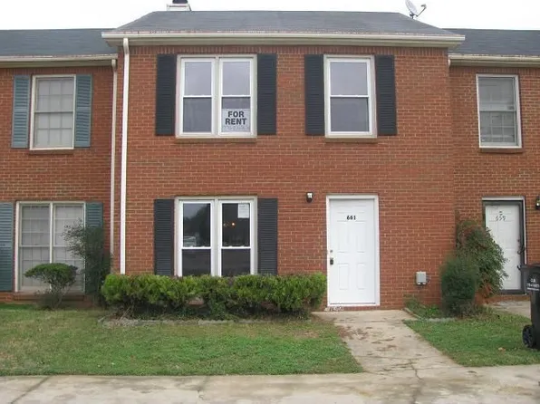 661 Redland Dr, Jonesboro, GA 30238
