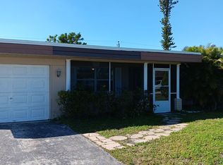 312 NE 11th Pl, Cape Coral, FL 33909