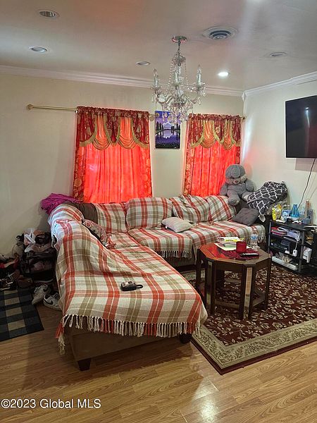 5th image of 1 Myrtle Avenue