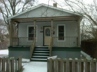 1511 68th St, Kenosha, WI 53143