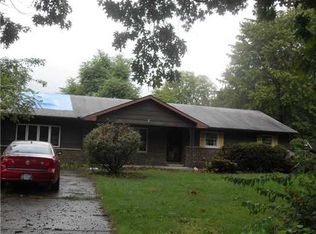 52939 Lilac Rd, South Bend, IN 46628