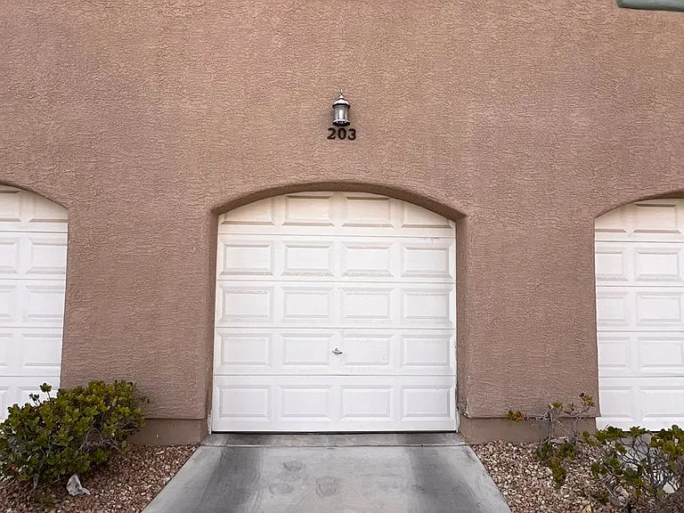 801 Dana Hills Ct #203 — Photo 2