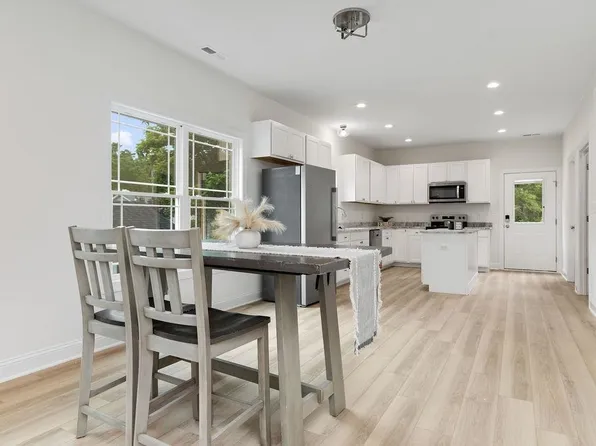 1023 Frye St, Waynesboro, VA 22980