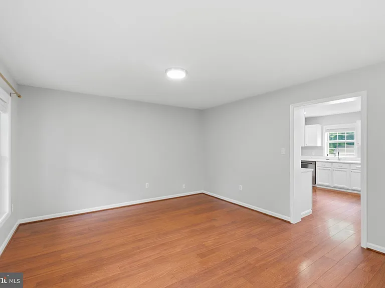 24674 Peach Orchard Ln — Photo 8