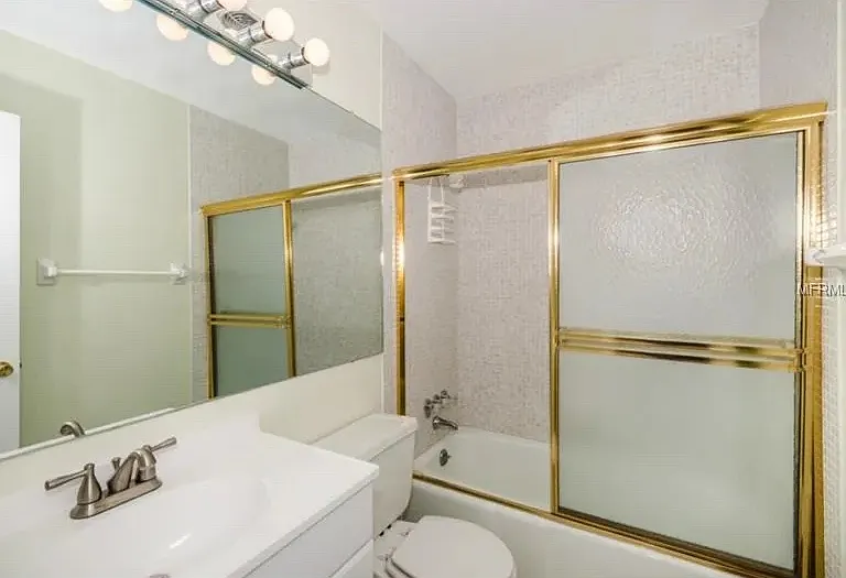 4610 W Gray St #301 — Photo 10