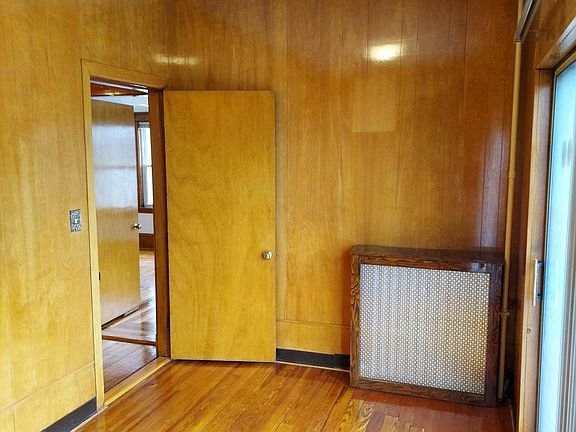 3rd image of 15 Wilshire St #2