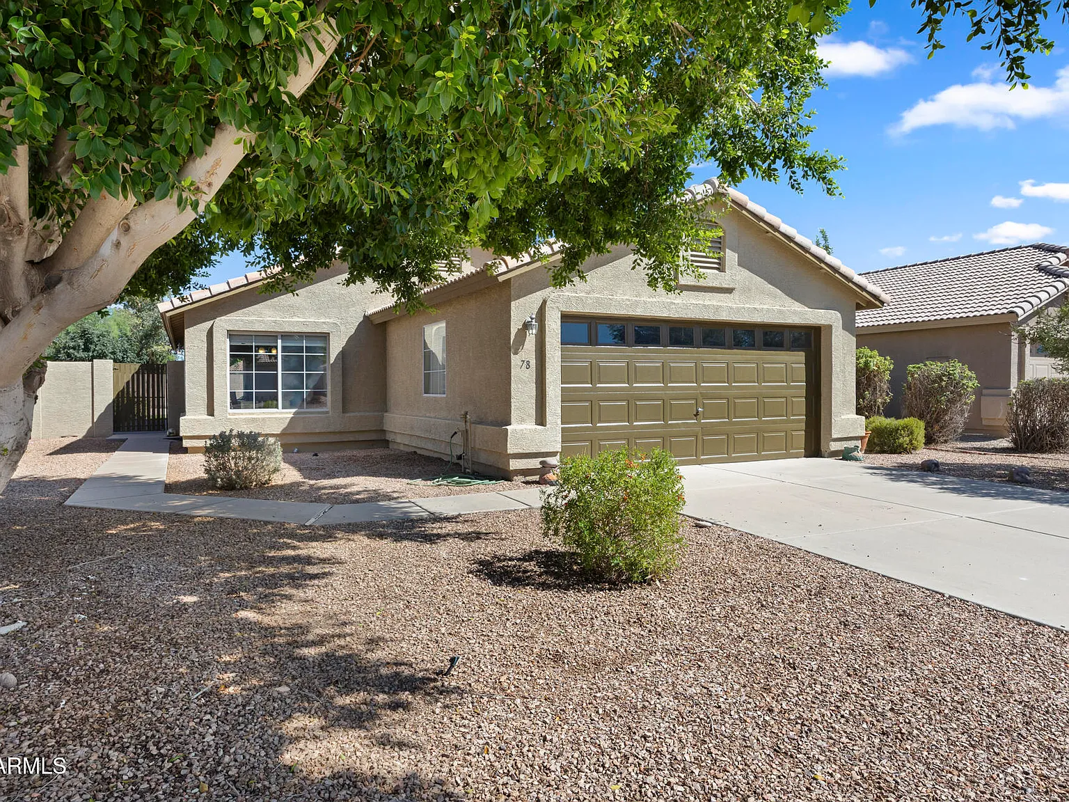 3 bed, 2.0 bath, 1279 sqft, $2,300 — Photo 1