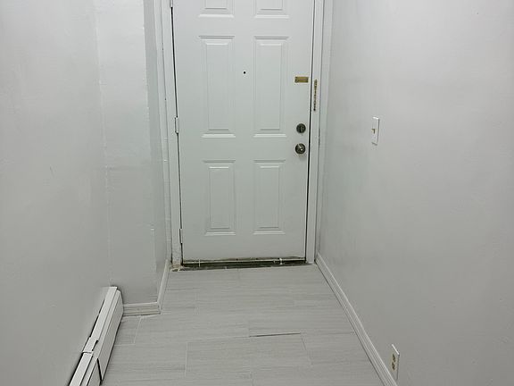 2nd image of 215 N 15th St APT 1