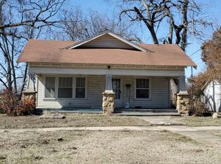 416 S Osage Ave, Okmulgee, OK 74447