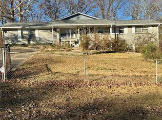 5886 S Bear Dr, Douglasville, GA 30135