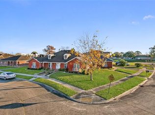 7041 Curran Rd, New Orleans, LA 70126