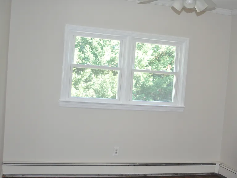 59 Burnside Ave #2 — Photo 5