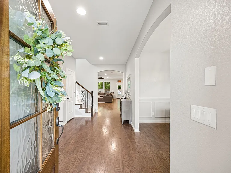 2200 Mountain Creek Ct — Photo 6