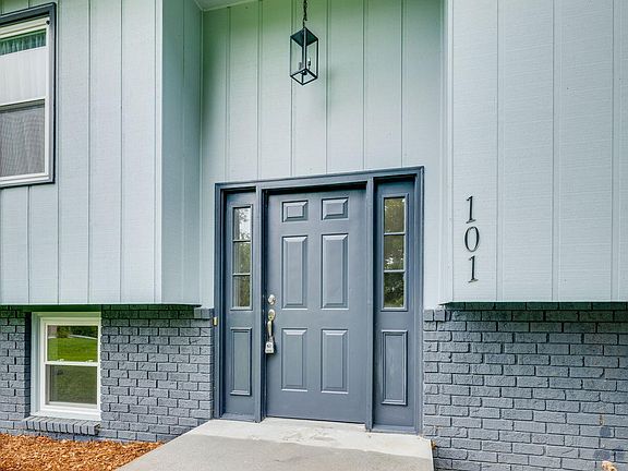 4th image of 101 Canterbury Ln