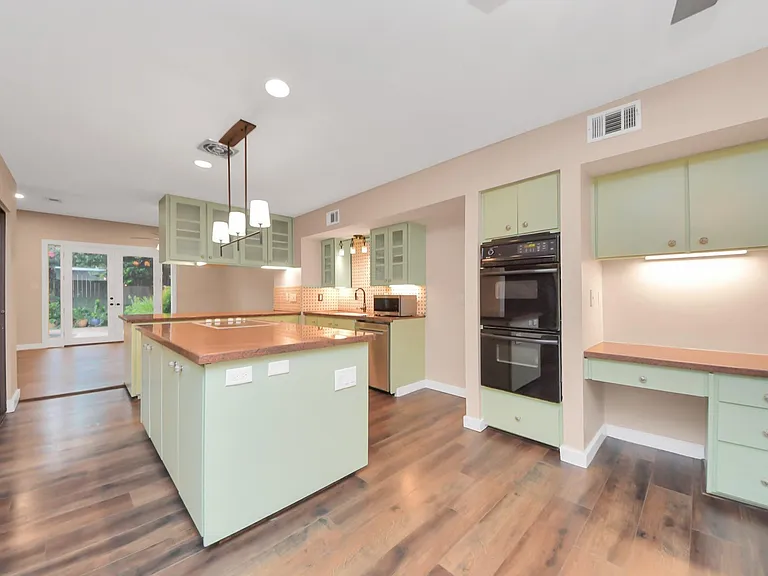 10843 Pepper Ln — Photo 11