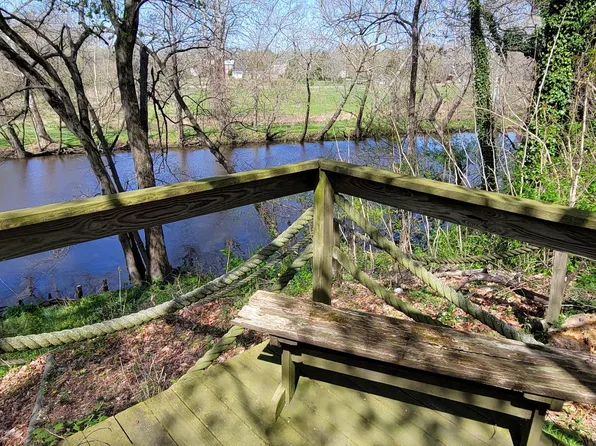 13274 Greensboro Rd, Greensboro, MD 21639