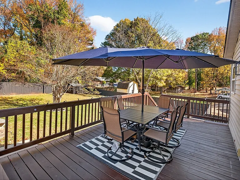 6013 Ferndale Pl — Photo 43
