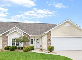 10417 Cherry Creek Rd, Fort Wayne, IN 46818