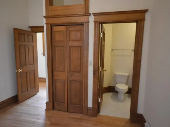 (undisclosed Address), Chicago, IL 60614