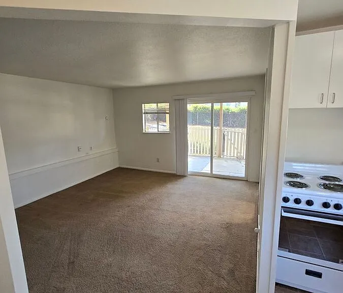 1662 S Juniper St S #C — Photo 8