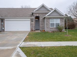 517 Greenwood Trace Dr, Whiteland, IN 46184