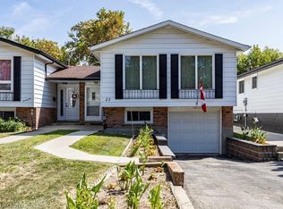 23 Fonthill Rd, Hamilton, ON L9C6A1