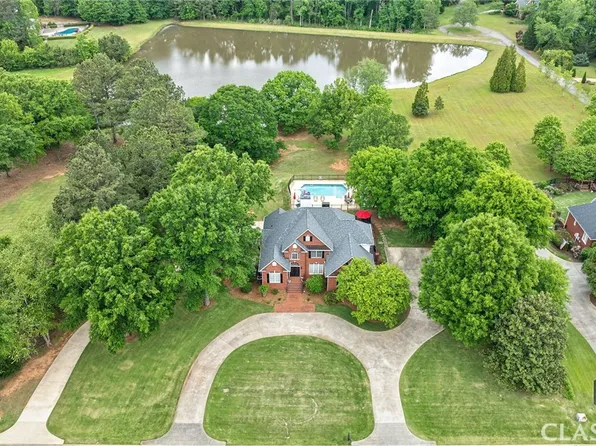 1220 Mallard Circle, Bogart, GA 30622