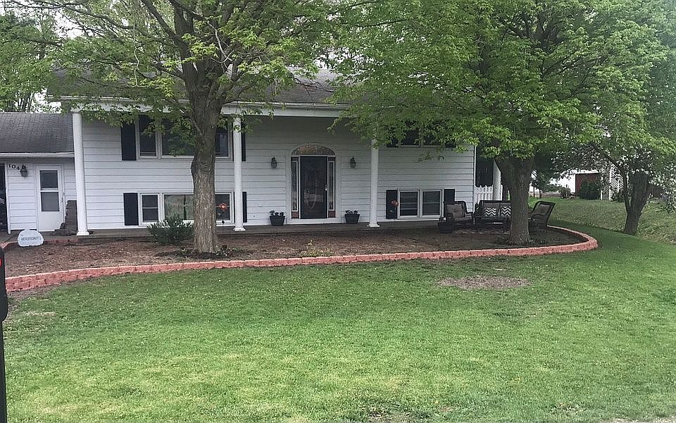 1st image of 104 Countryside Ln