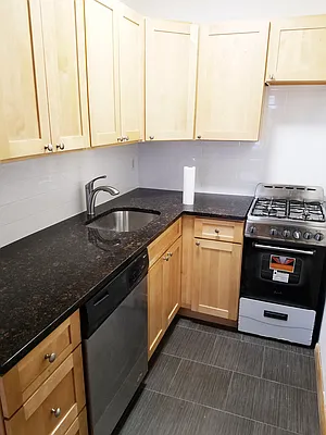 Rented by Triplemint | media 17