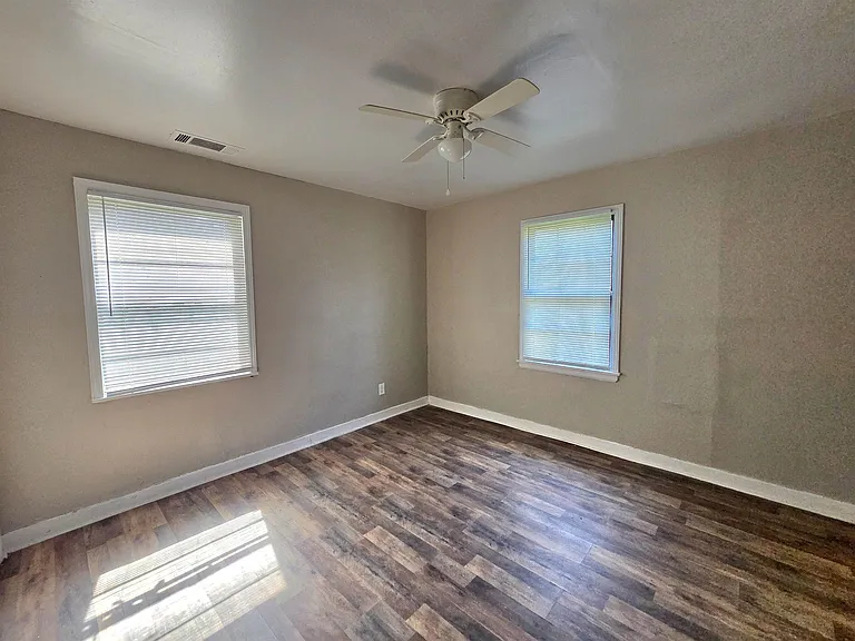 4047 Chelsea Ave — Photo 20