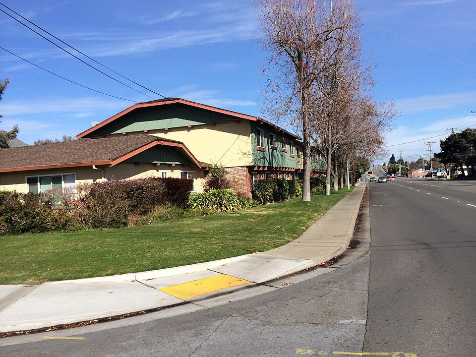 1st image of 333 S Fair Oaks Ave APT 11