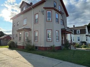 58 Makin St FLOOR 3, Pawtucket, RI 02861