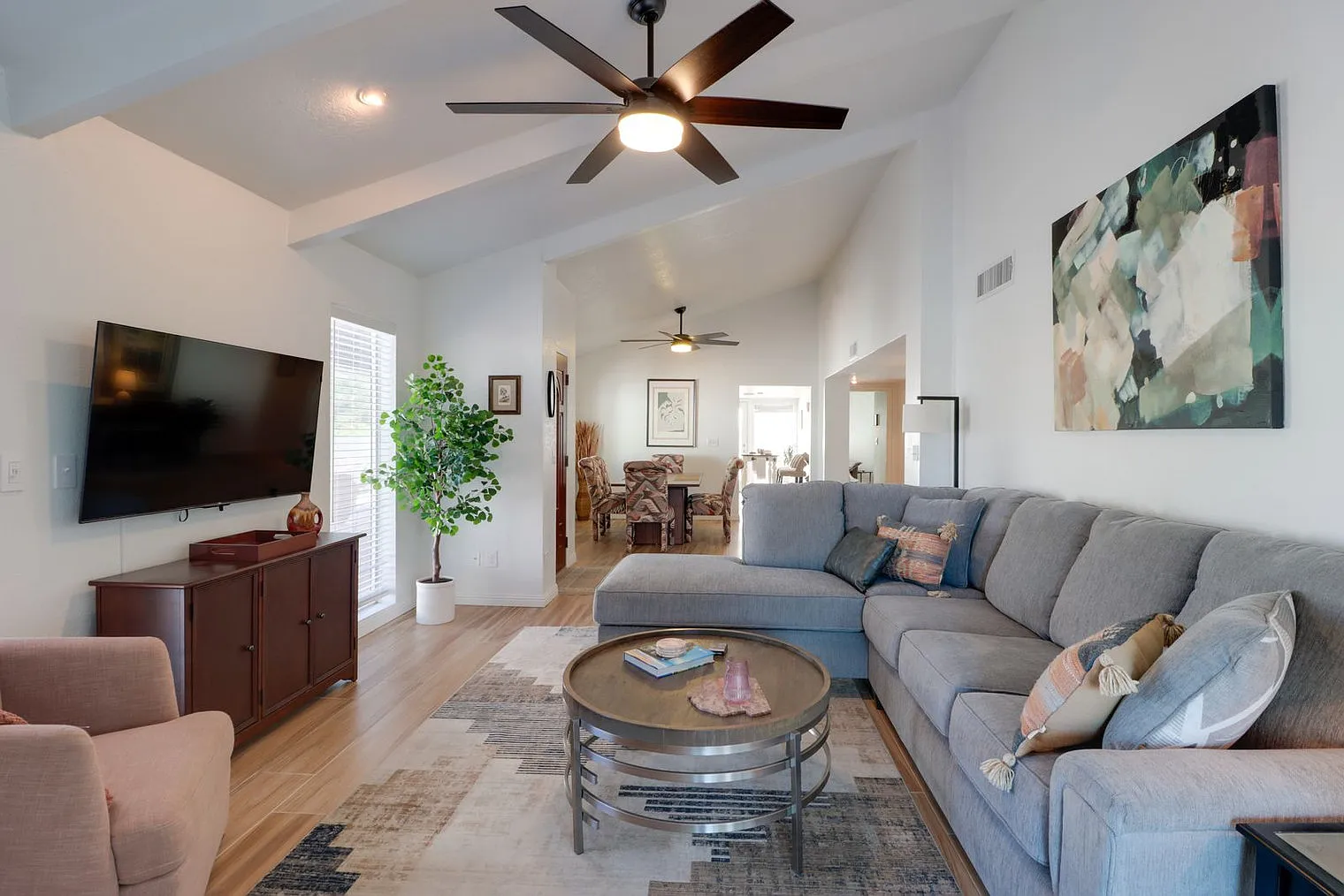 2 bed, 2.0 bath, 1614 sqft, $2,871 — Photo 1