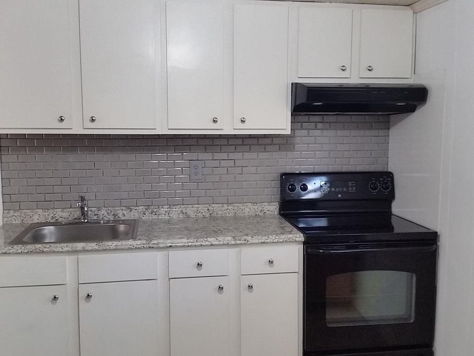1st image of 2110 W North A St APT 3